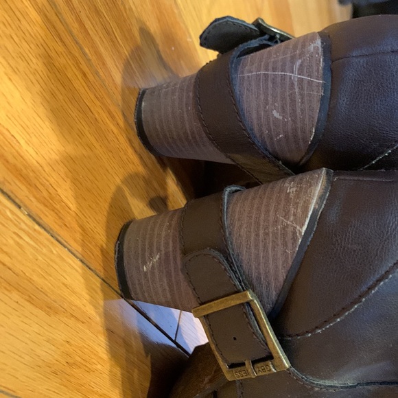 G by Guess Fur Boots - Picture 5 of 9